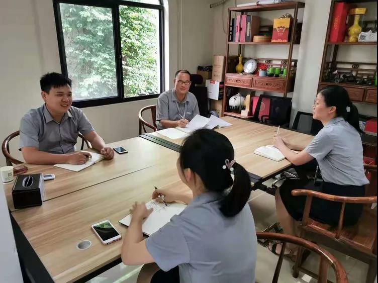 新視線人力黨支部召開“不忘初心、牢記使命”主題教育動員部署會